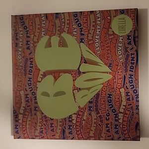 Lurella cosmetics be bold eyeshadow palette